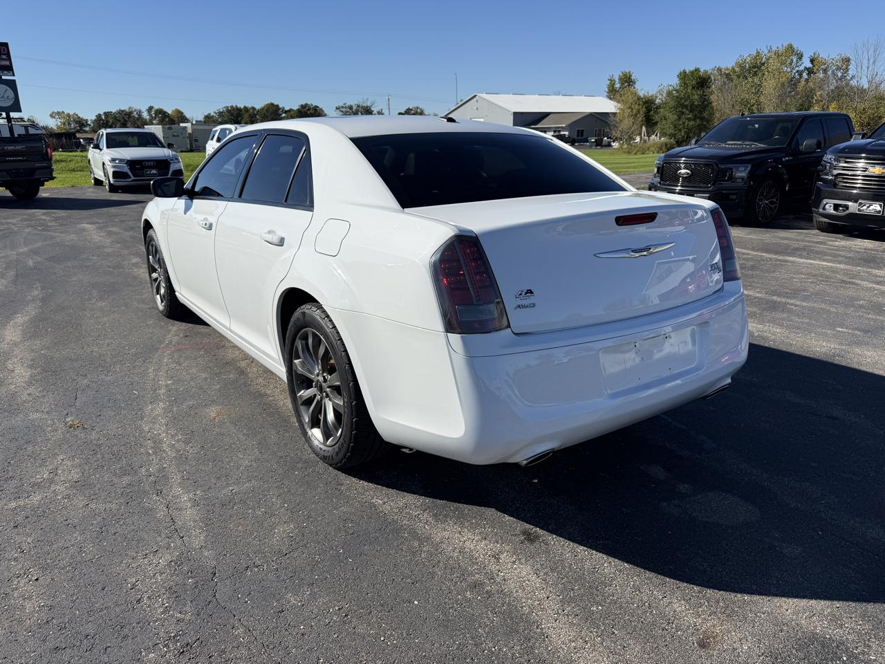 Chrysler 300 4dr Sdn 300S AWD 2014