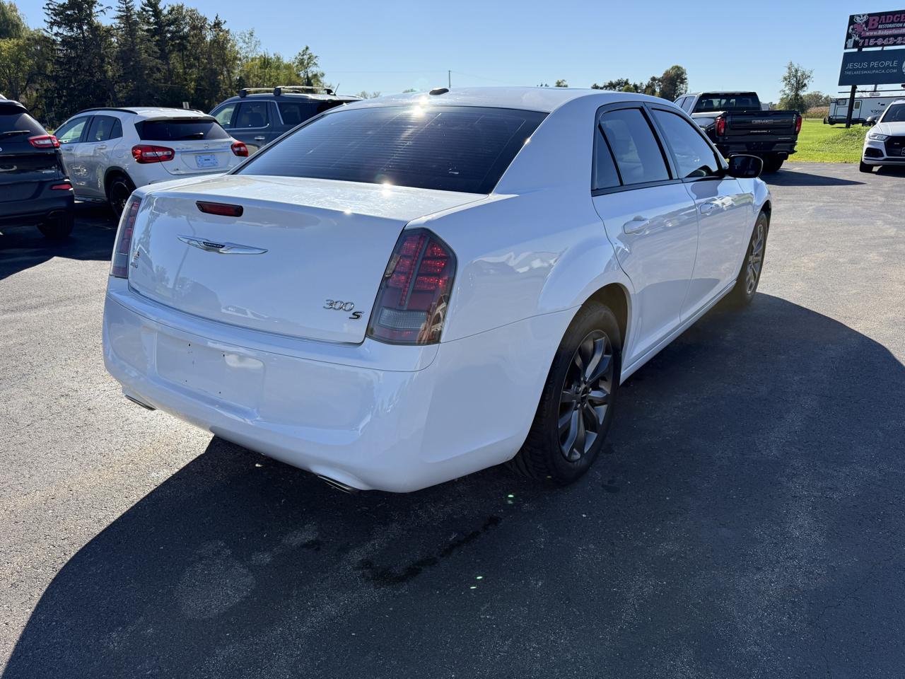 Chrysler 300 4dr Sdn 300S AWD 2014