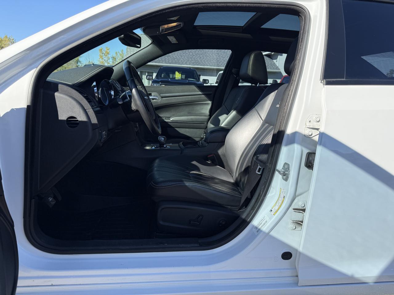 Chrysler 300 4dr Sdn 300S AWD 2014