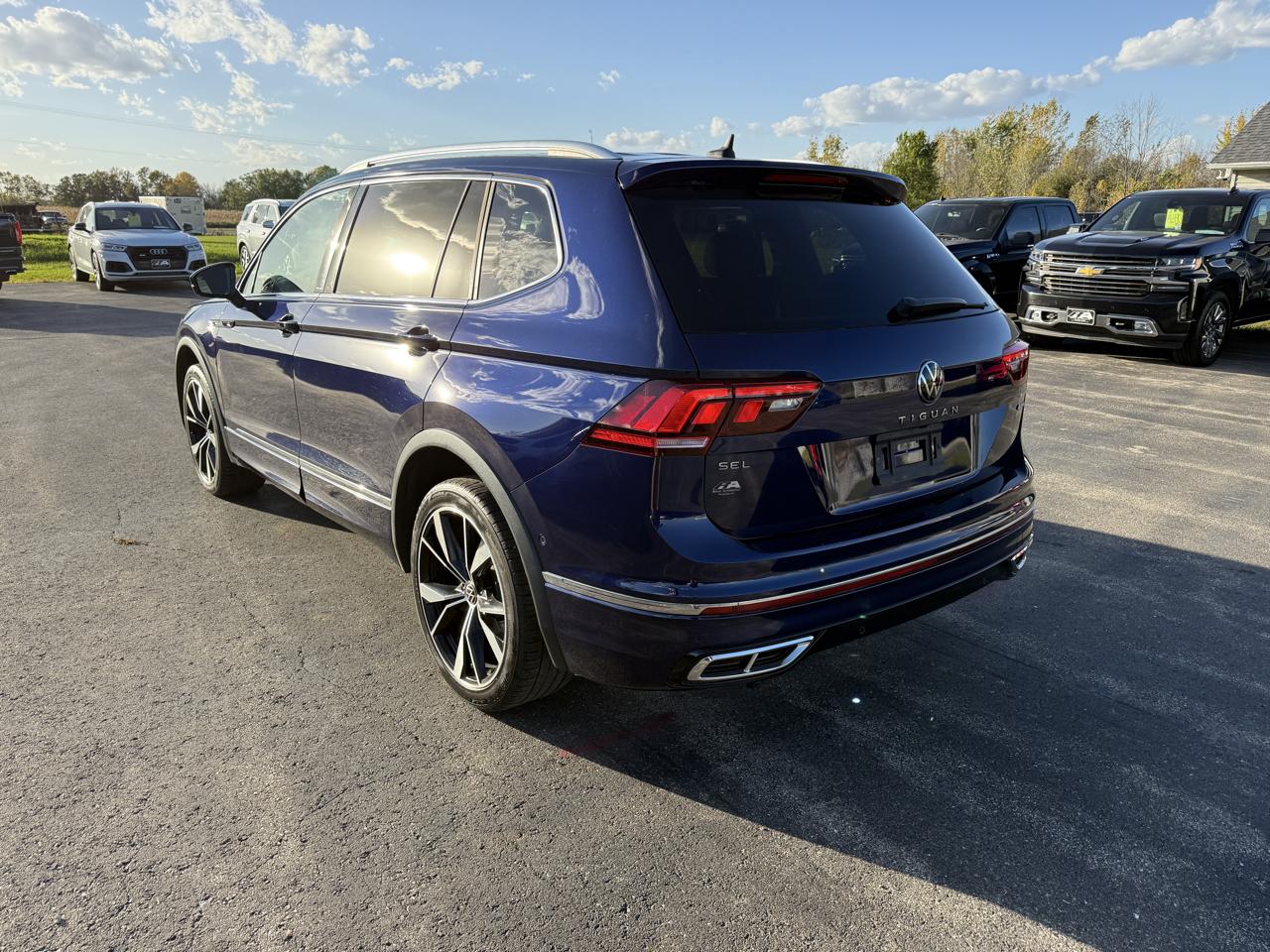 Volkswagen Tiguan 2.0T SEL R-Line 4MOTION 2022