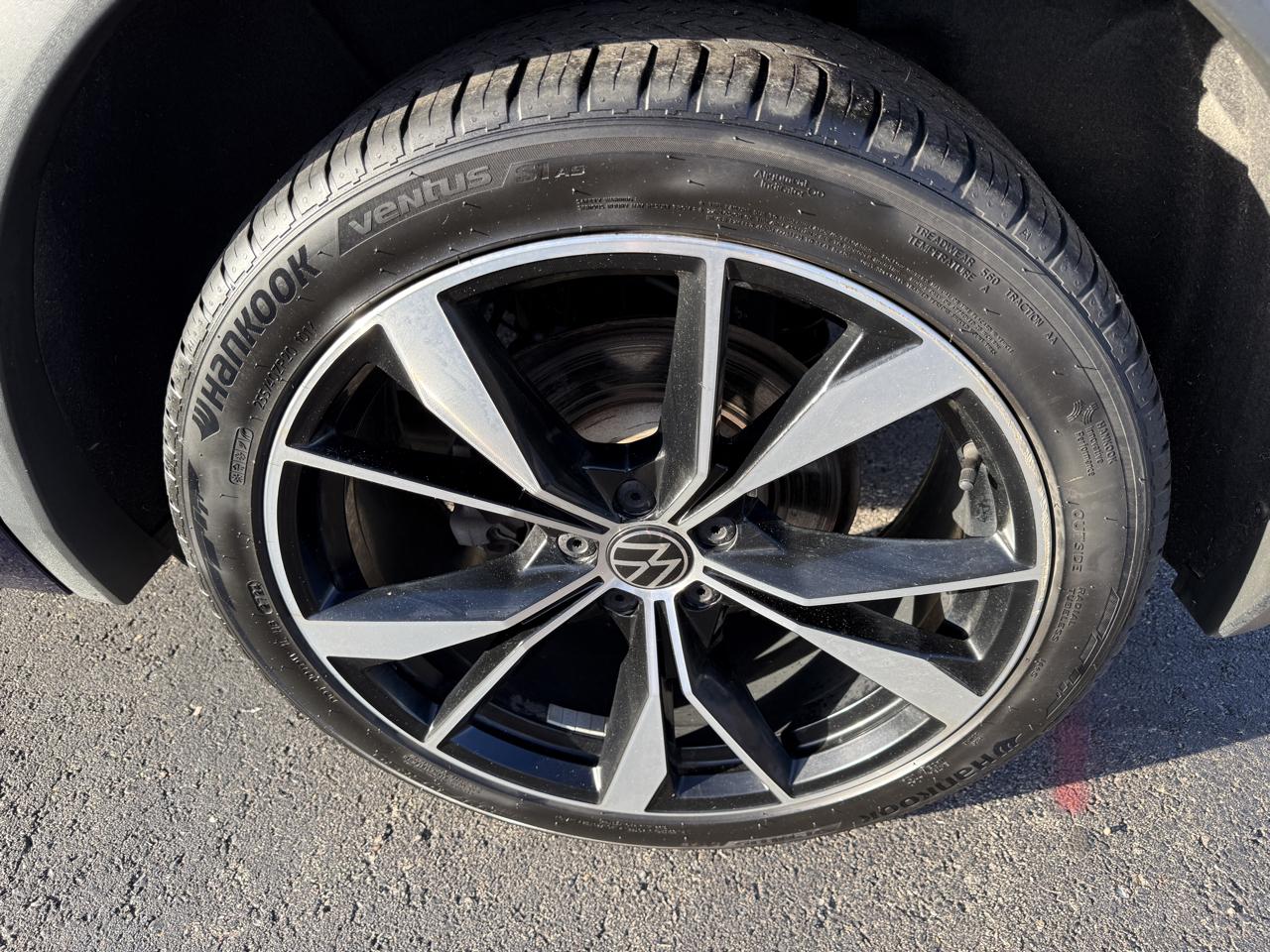 Volkswagen Tiguan 2.0T SEL R-Line 4MOTION 2022