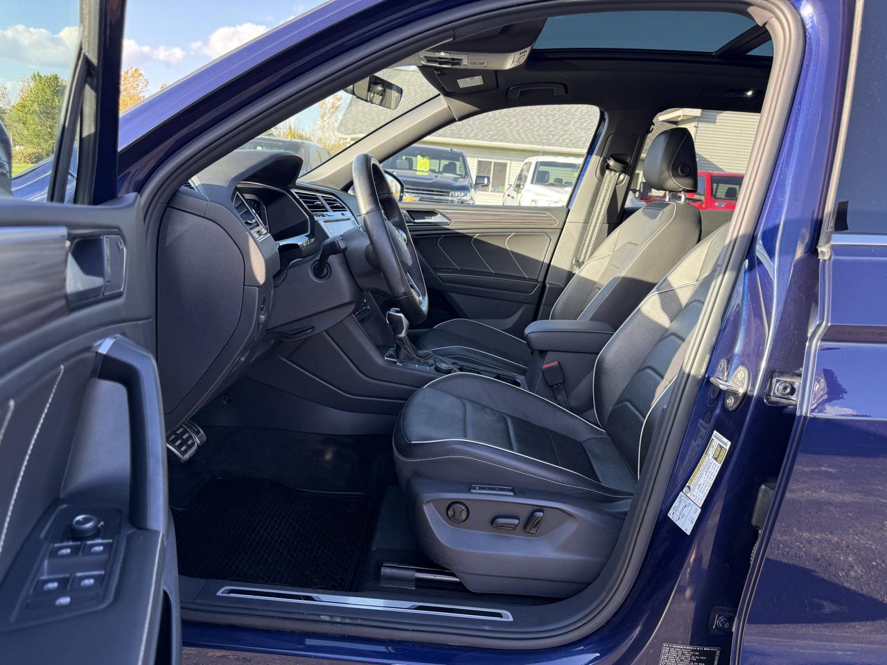 Volkswagen Tiguan 2.0T SEL R-Line 4MOTION 2022