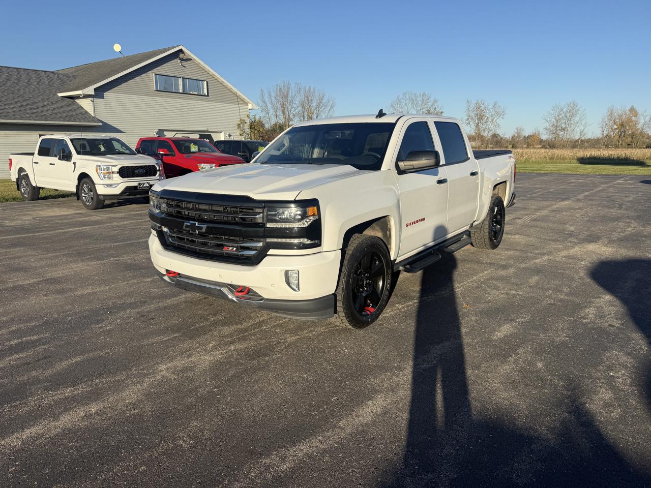 Chevrolet Silverado 1500 4WD Crew Cab 143.5" LTZ w/2LZ 2017