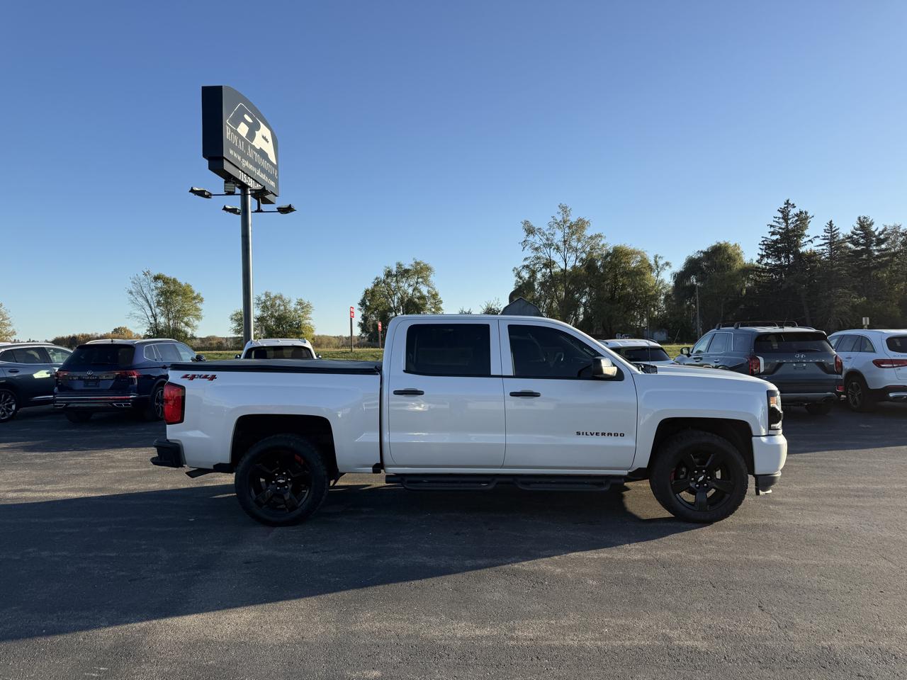 Chevrolet Silverado 1500 4WD Crew Cab 143.5" LTZ w/2LZ 2017