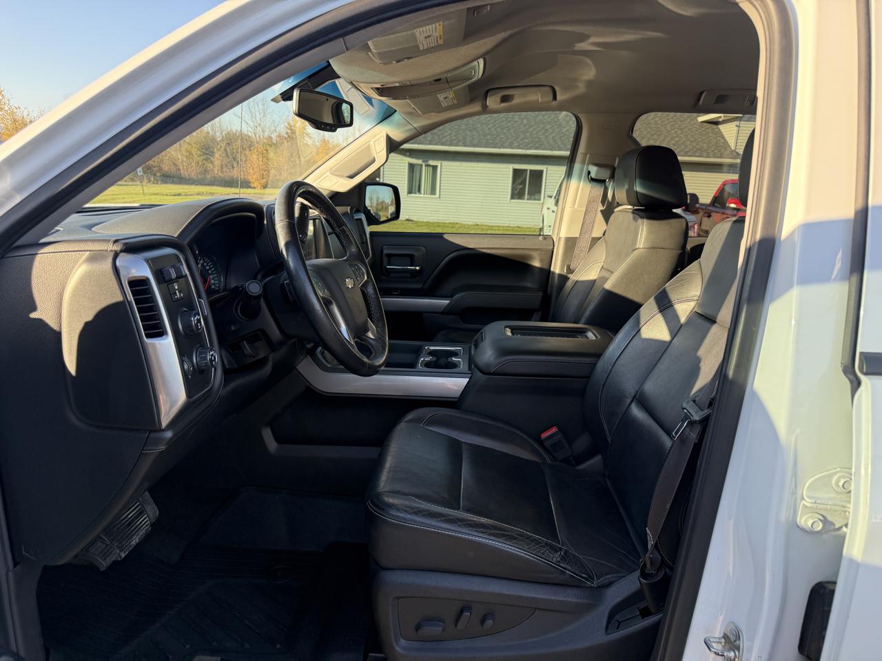 Chevrolet Silverado 1500 4WD Crew Cab 143.5" LTZ w/2LZ 2017