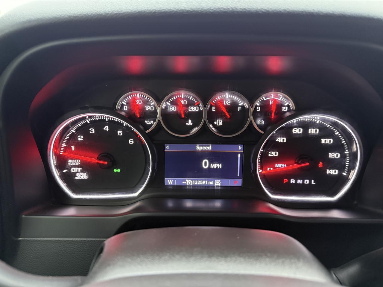 Chevrolet Silverado 1500 4WD Double Cab 147" LT 2020