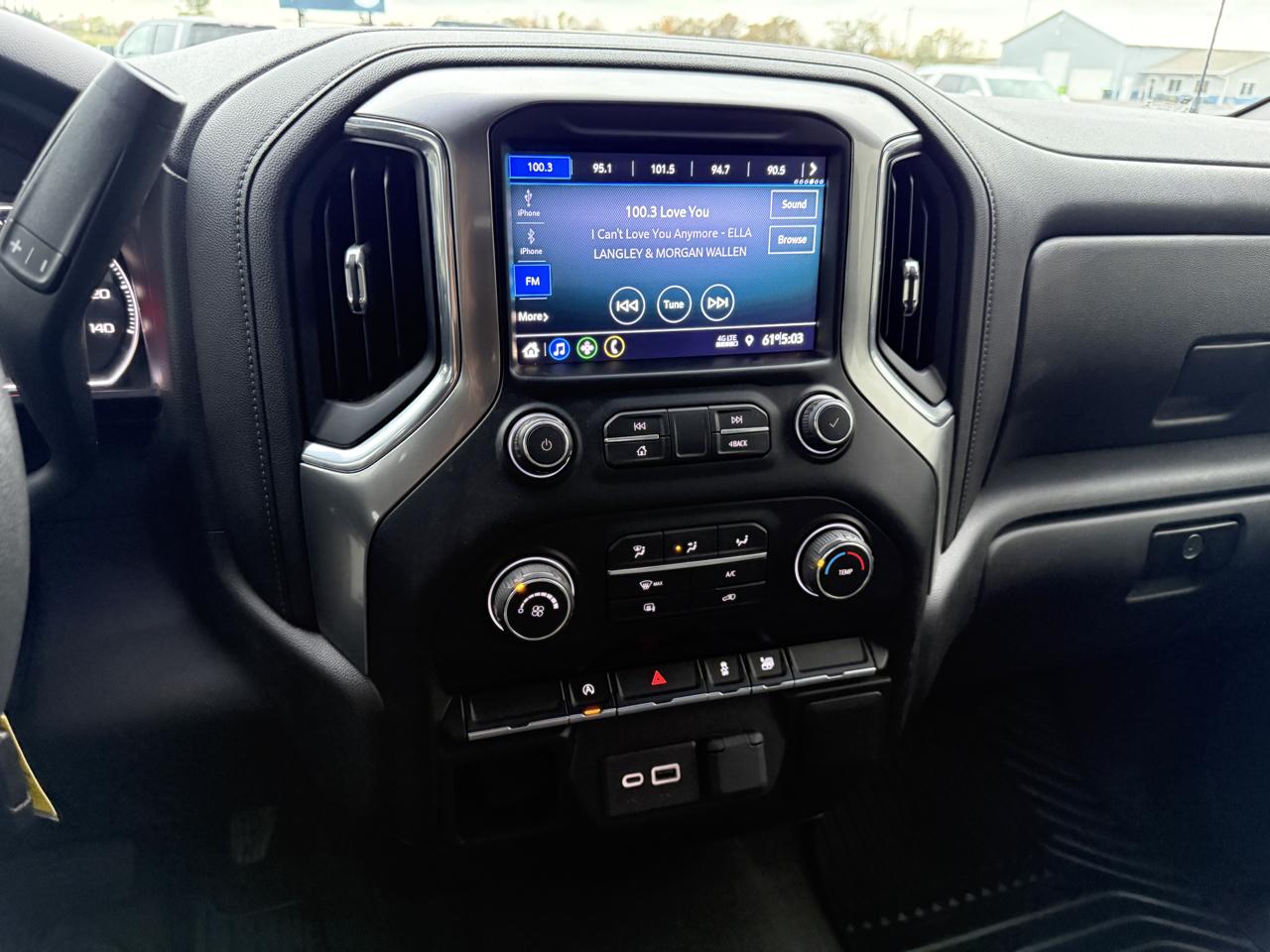 Chevrolet Silverado 1500 4WD Double Cab 147" LT 2020