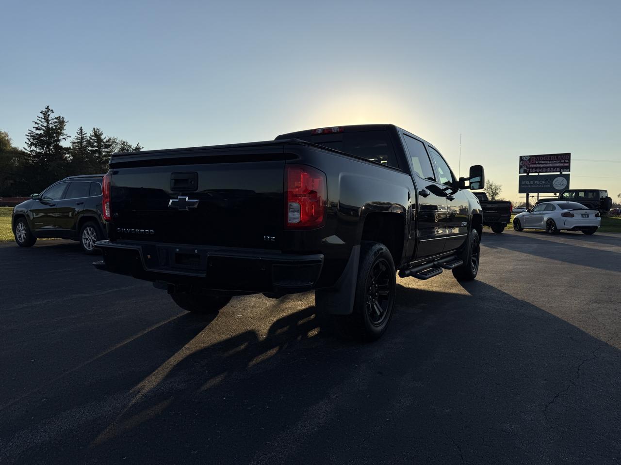Chevrolet Silverado 1500 4WD Crew Cab 143.5" LTZ w/2LZ 2017
