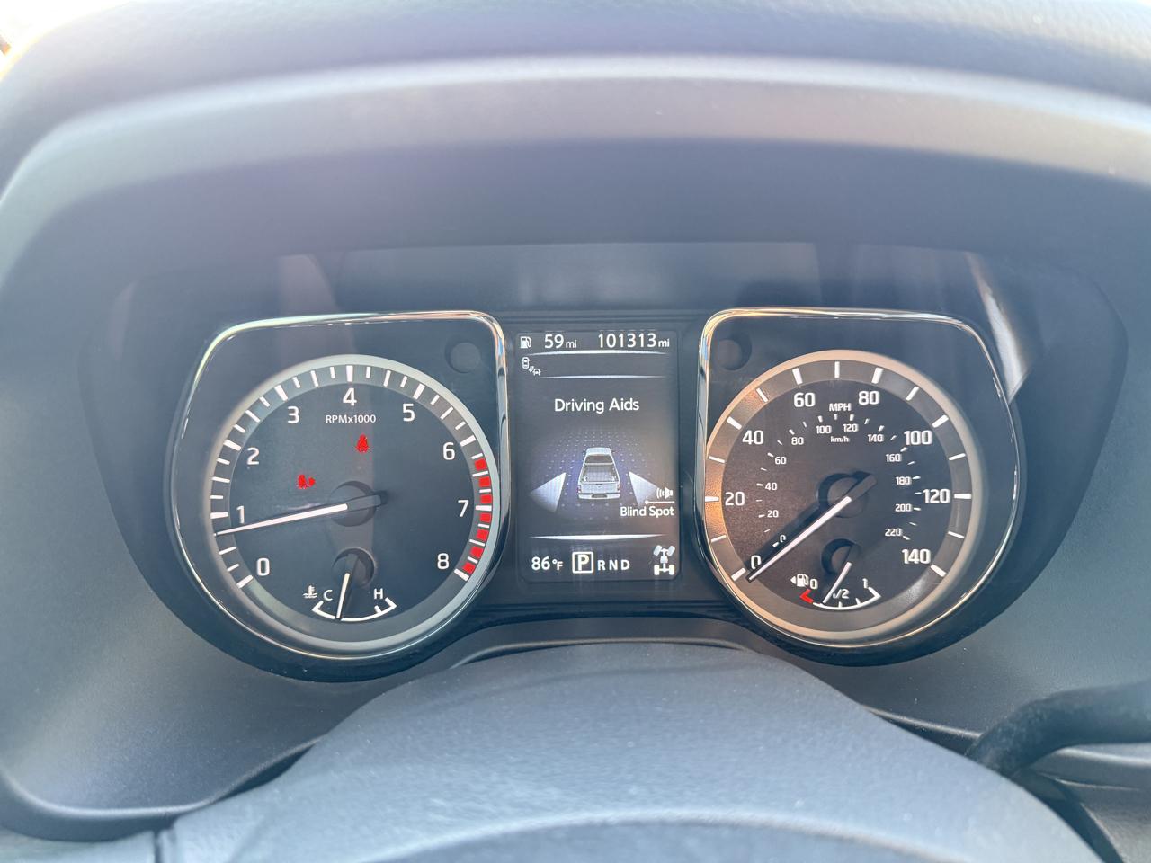 Nissan Titan XD 4x4 Gas Crew Cab Platinum Reserve 2018