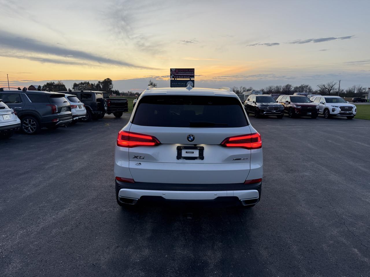 BMW X5 xDrive40i Sports Activity Vehicle 2020