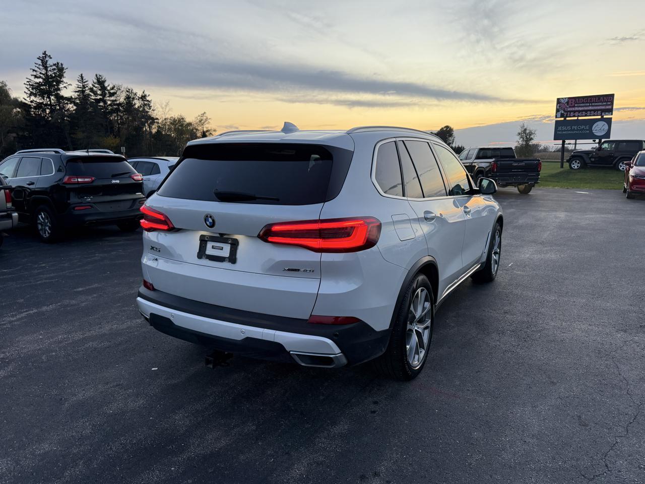 BMW X5 xDrive40i Sports Activity Vehicle 2020