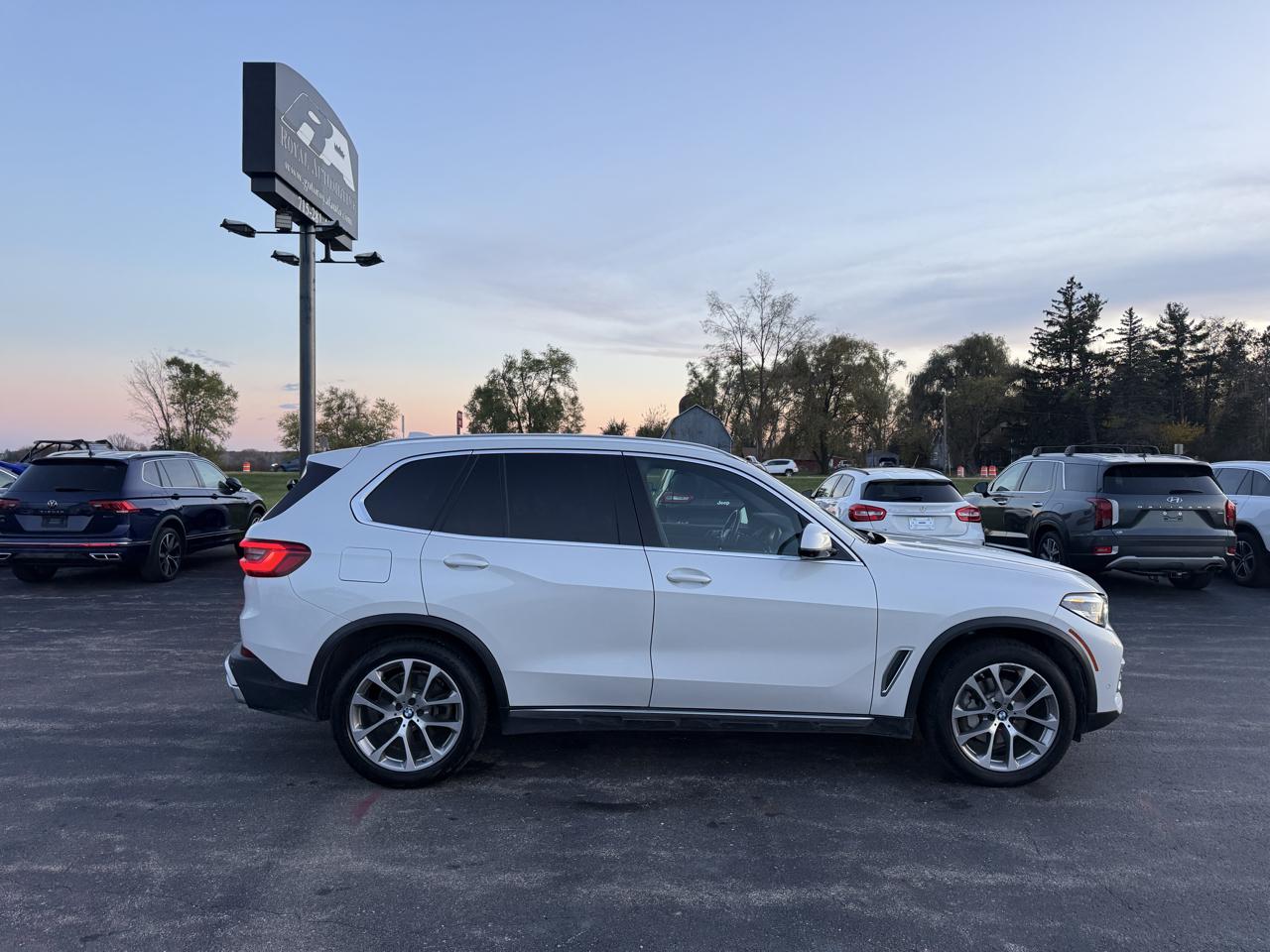 BMW X5 xDrive40i Sports Activity Vehicle 2020