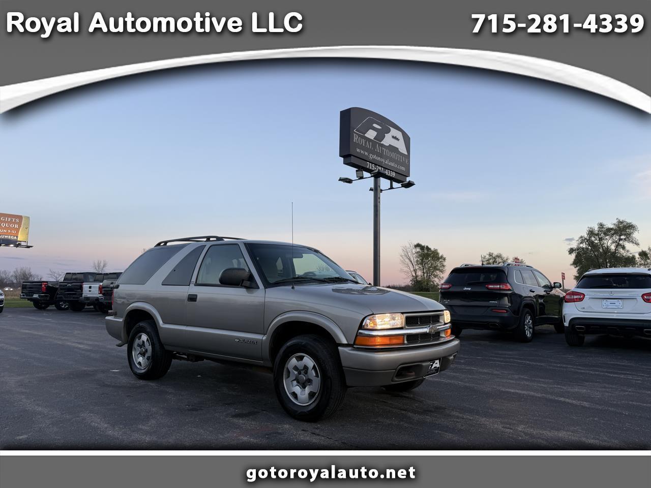 2002 Chevrolet Blazer 2dr 4WD LS