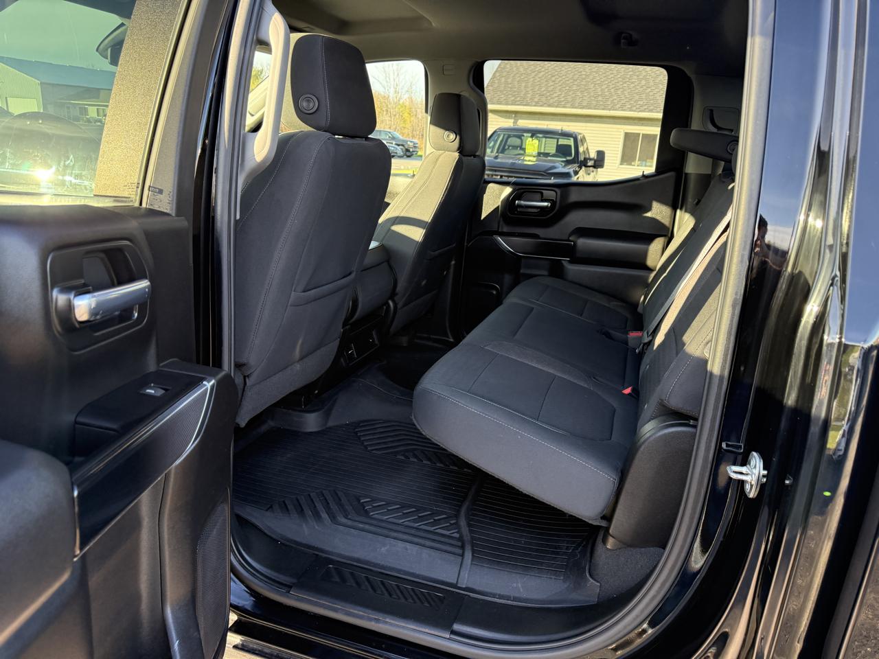 Chevrolet Silverado 1500 LTD 4WD Crew Cab 147" Custom Trail Boss 2022