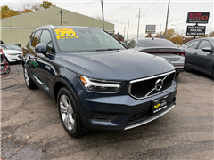 2022 Volvo XC40 
