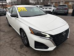 2025 Nissan Altima 
