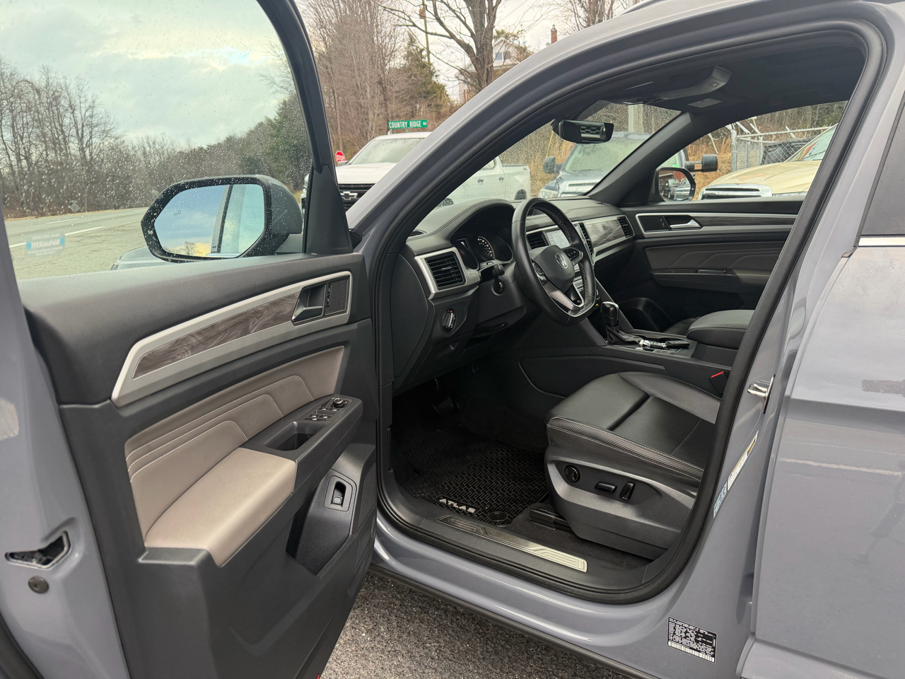 Volkswagen Atlas Cross Sport SE 2021