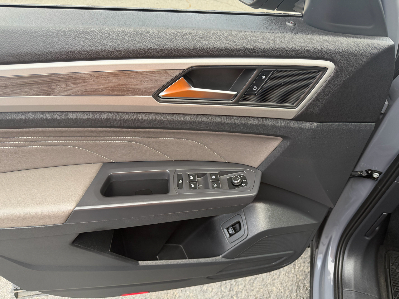 Volkswagen Atlas Cross Sport SE 2021