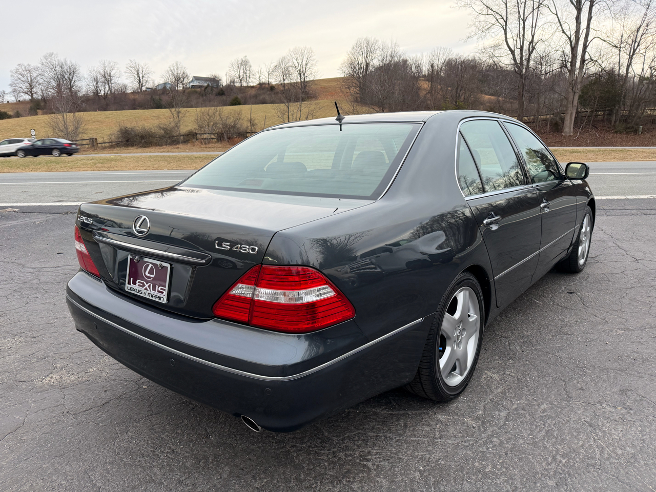 Lexus LS 430 4dr Sdn 2005