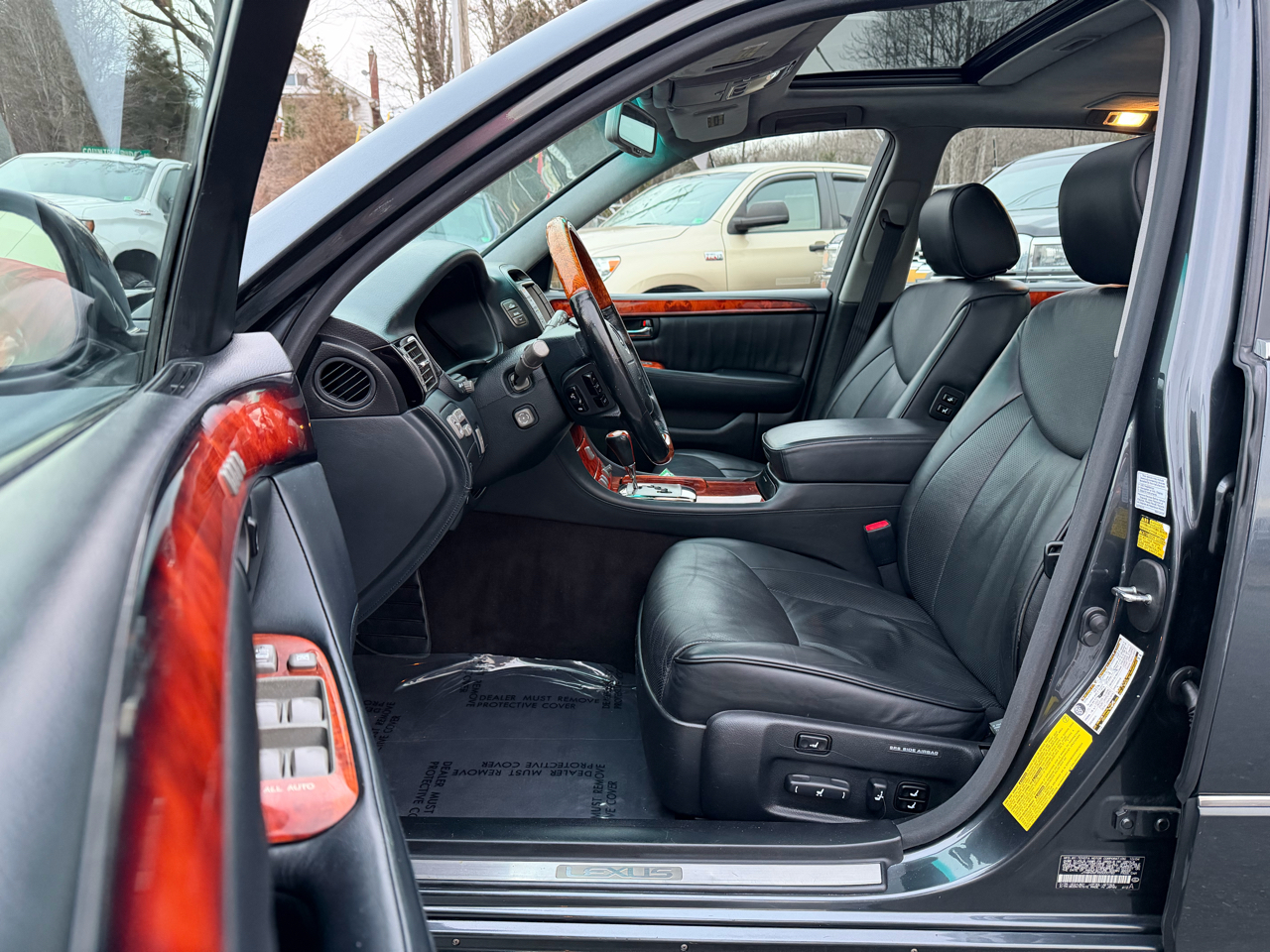 Lexus LS 430 4dr Sdn 2005