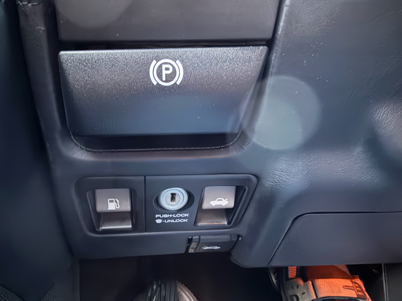 Lexus LS 430 4dr Sdn 2005