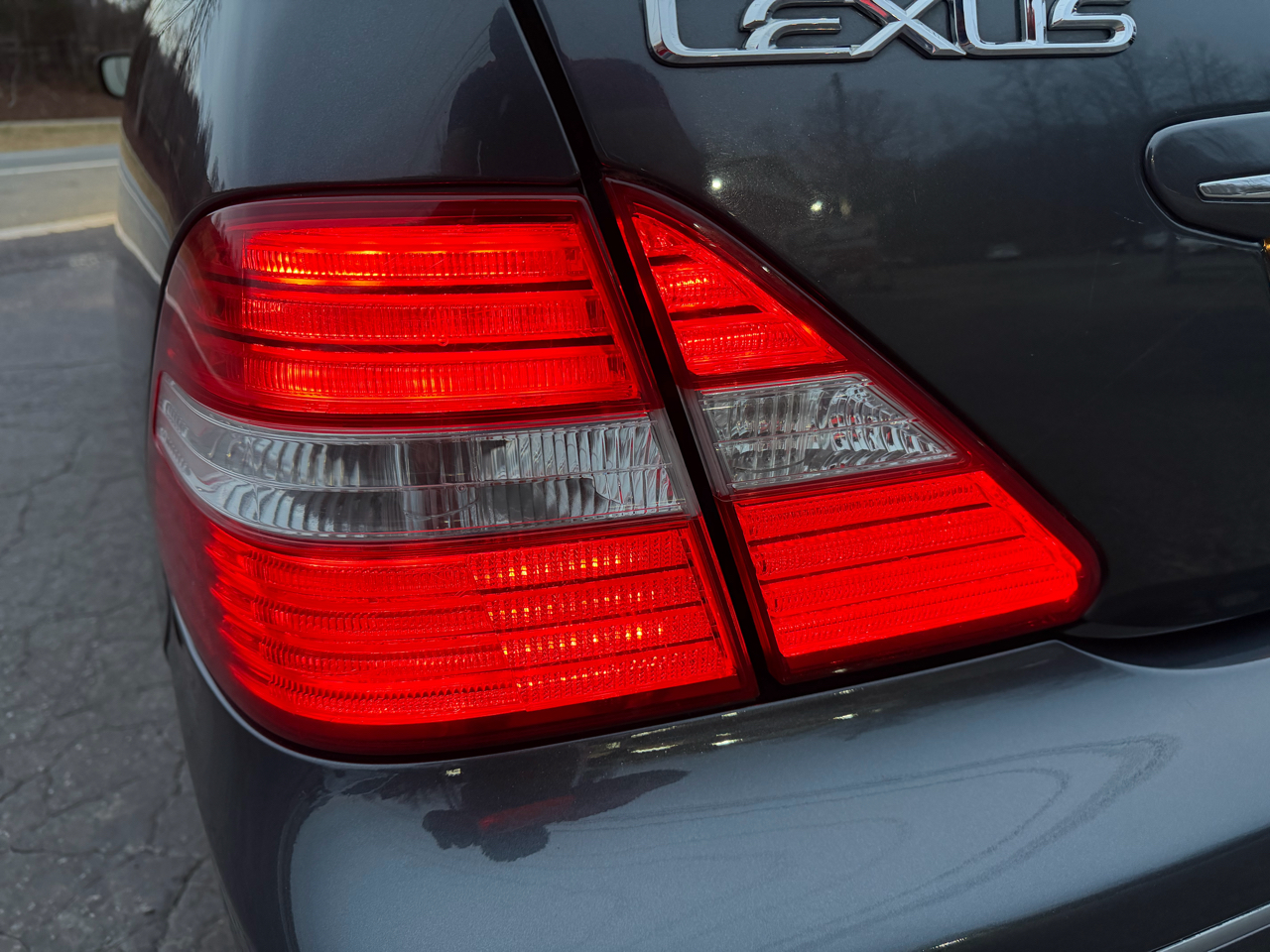 Lexus LS 430 4dr Sdn 2005