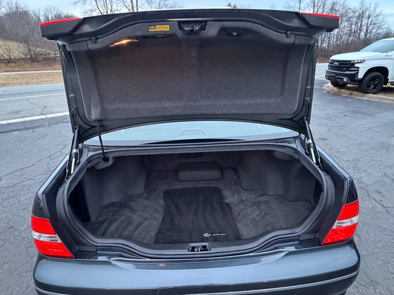 Lexus LS 430 4dr Sdn 2005