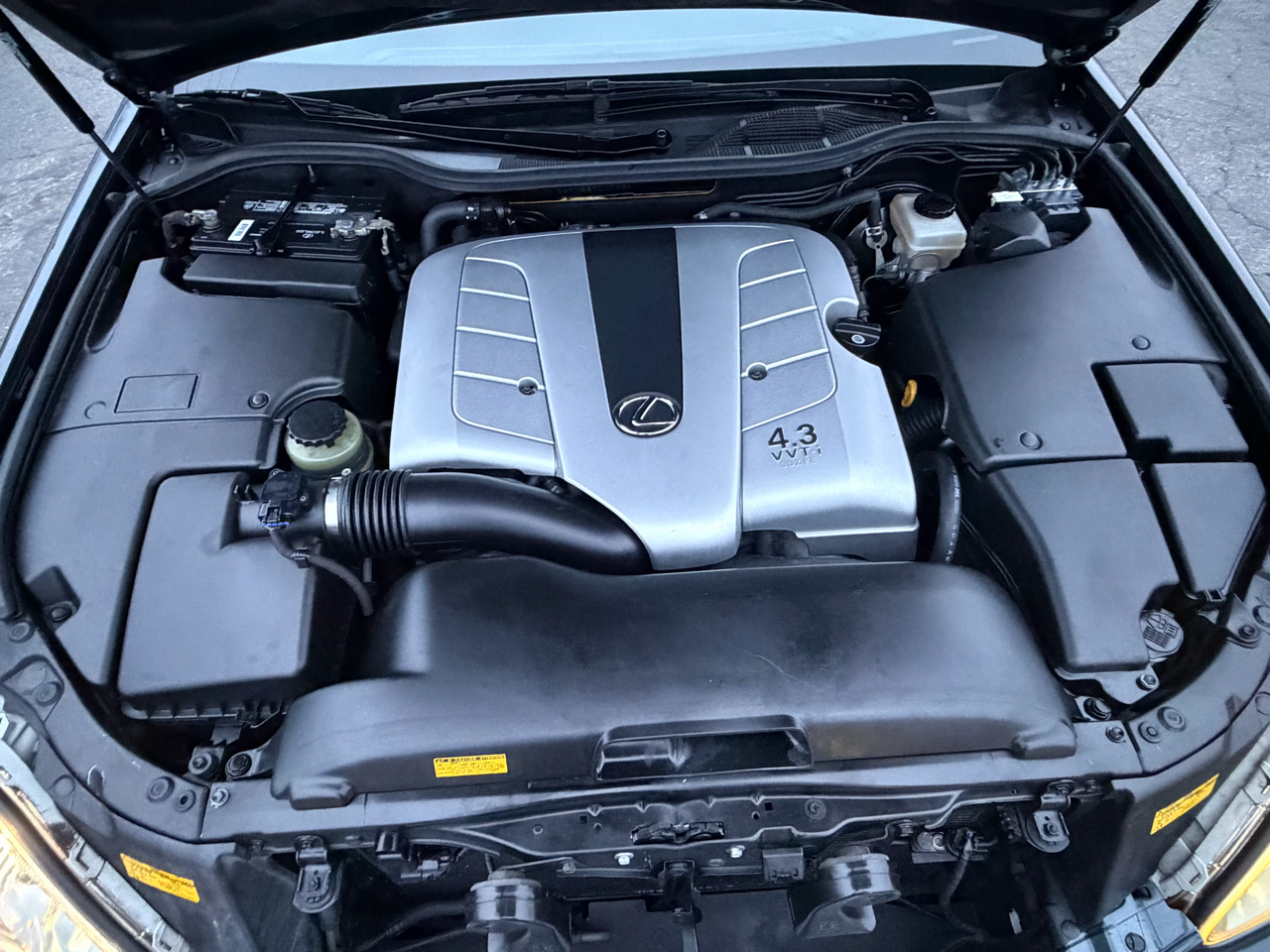 Lexus LS 430 4dr Sdn 2005