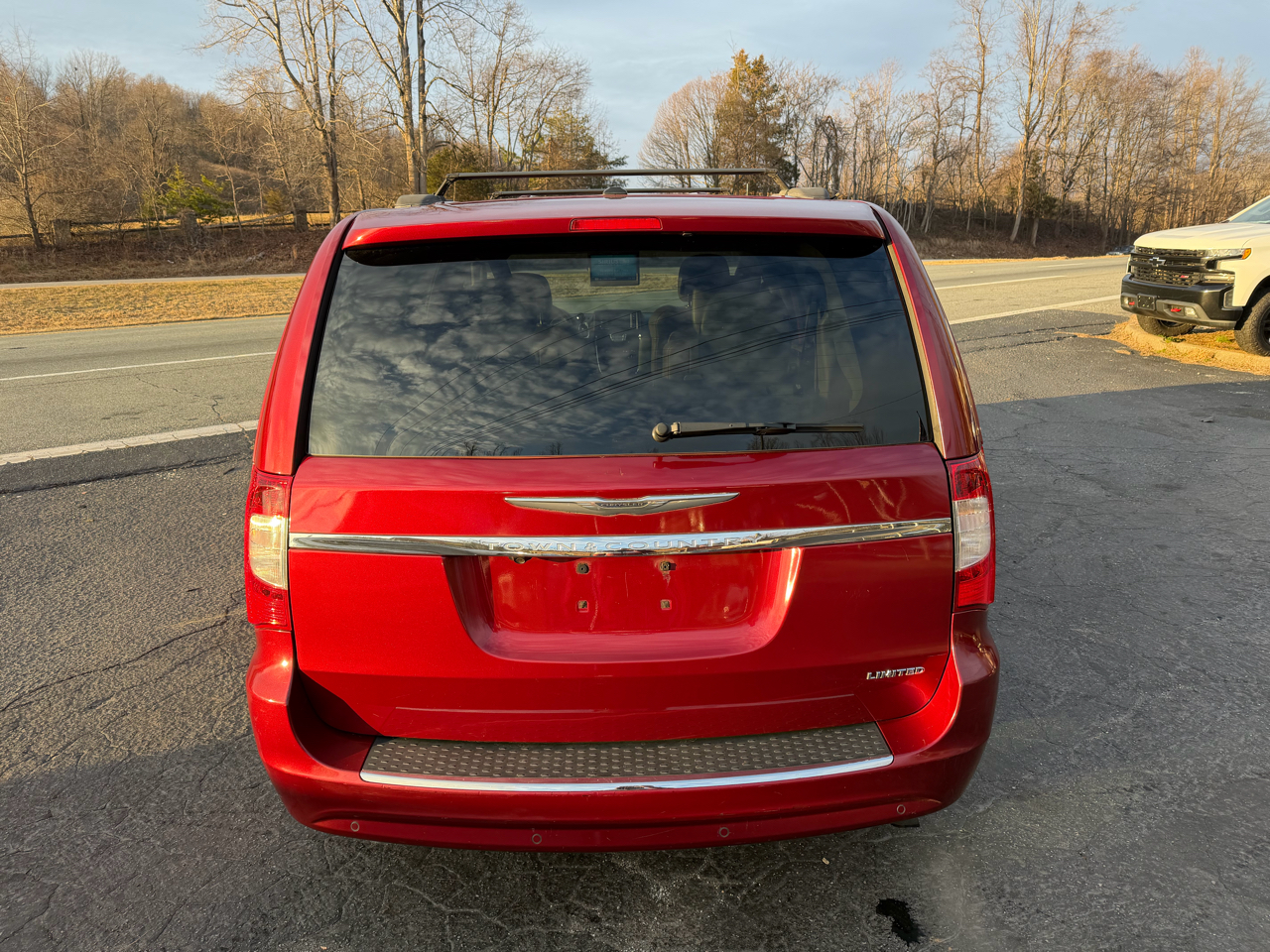 Chrysler Town & Country Limited Platinum 2011
