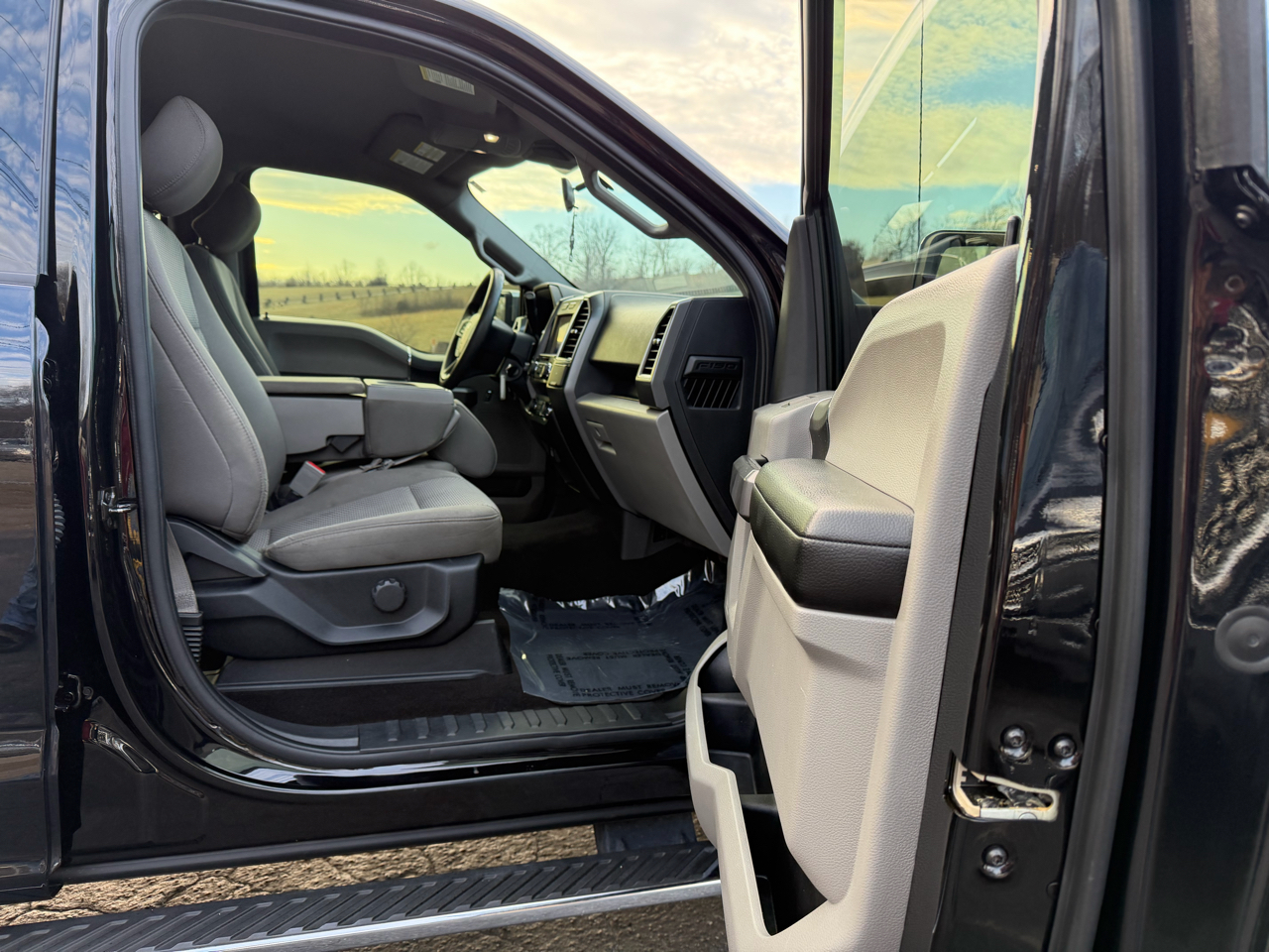 Ford F-150 FX4 SuperCrew 2020