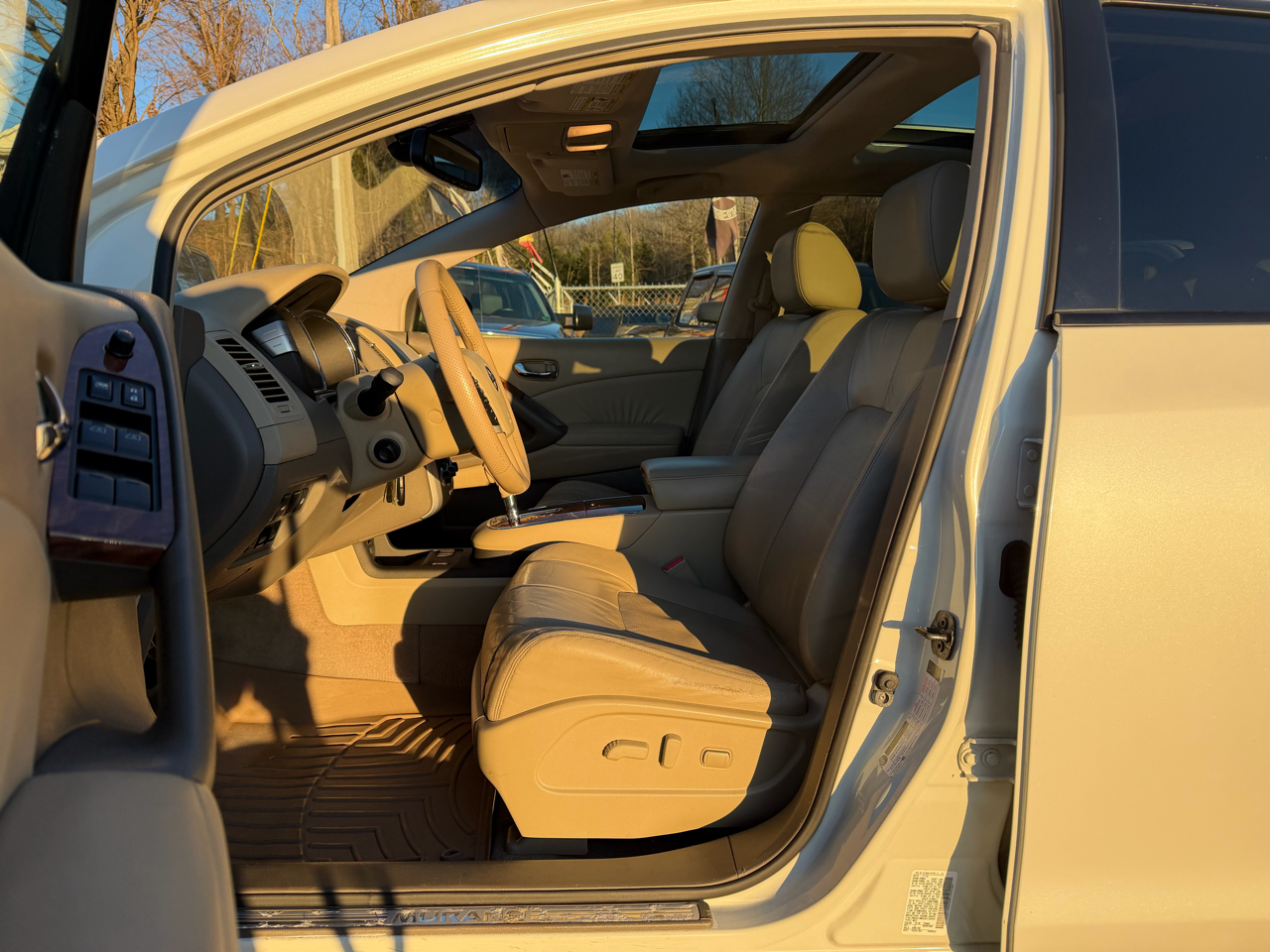 Nissan Murano LE AWD 2010