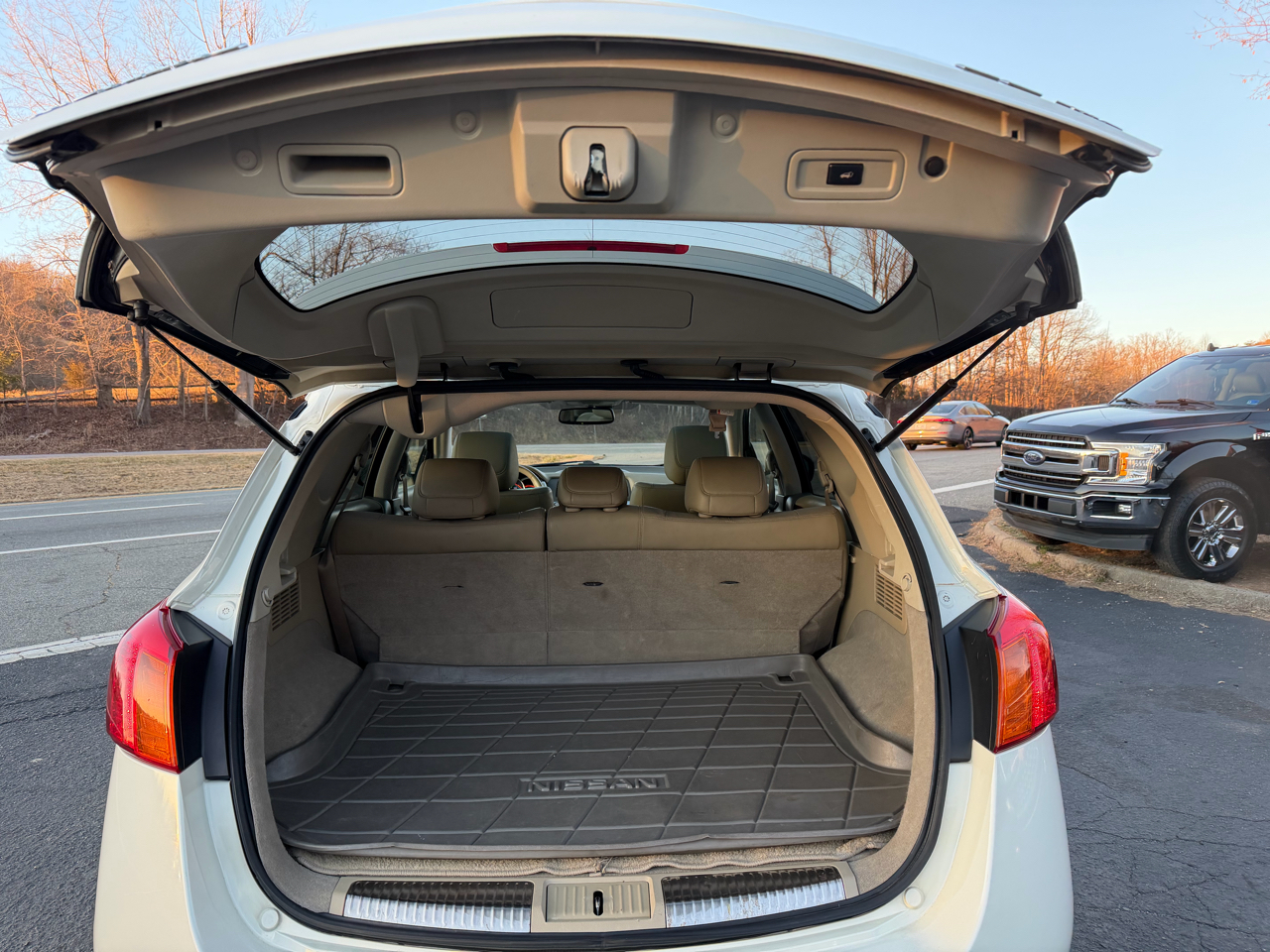 Nissan Murano LE AWD 2010