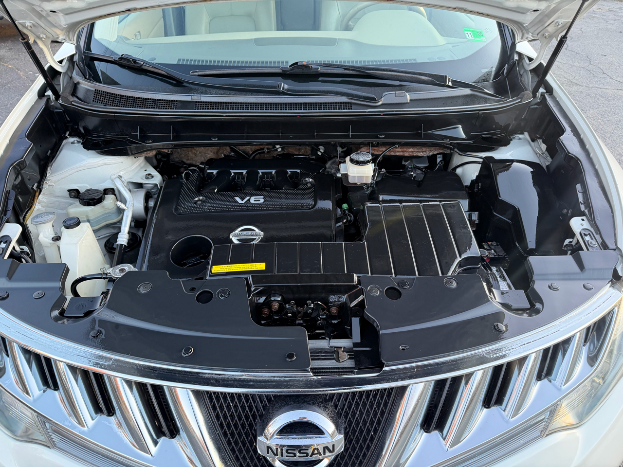 Nissan Murano LE AWD 2010