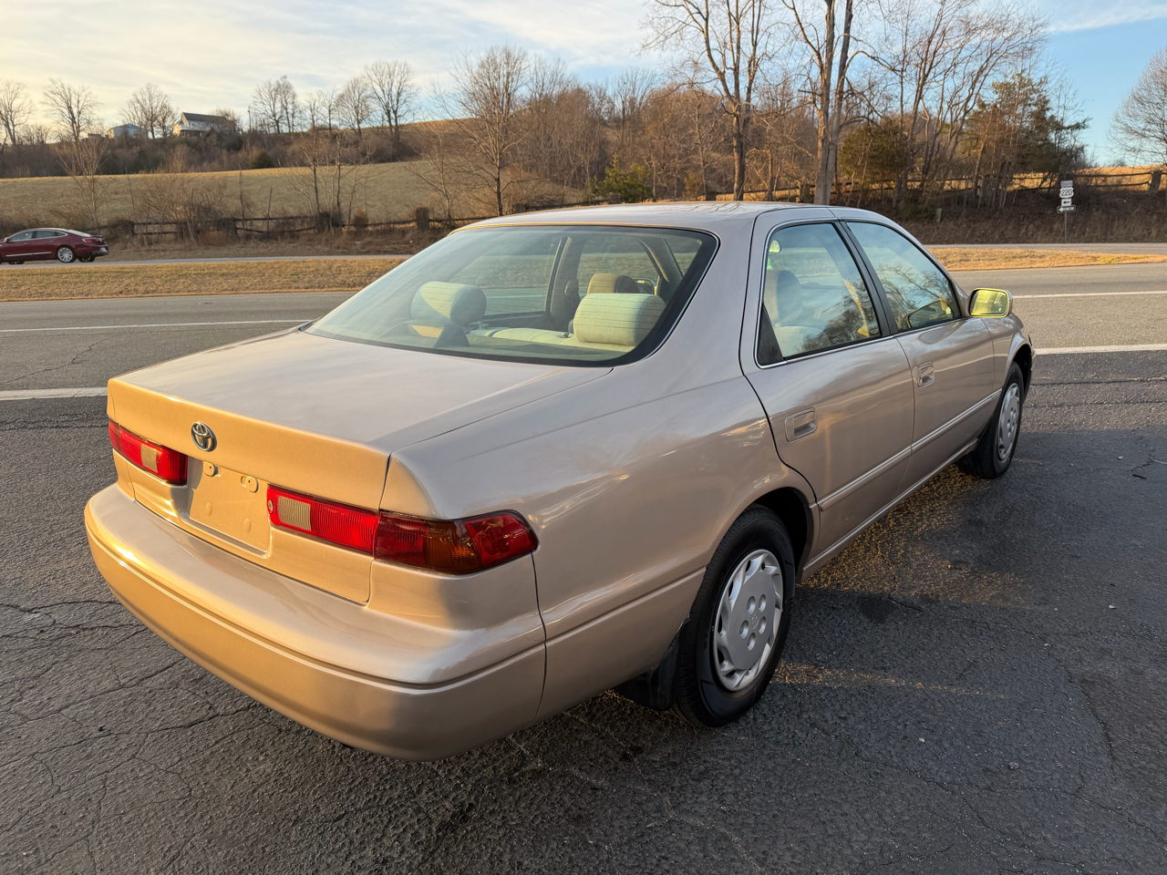 Toyota Camry LE 1997