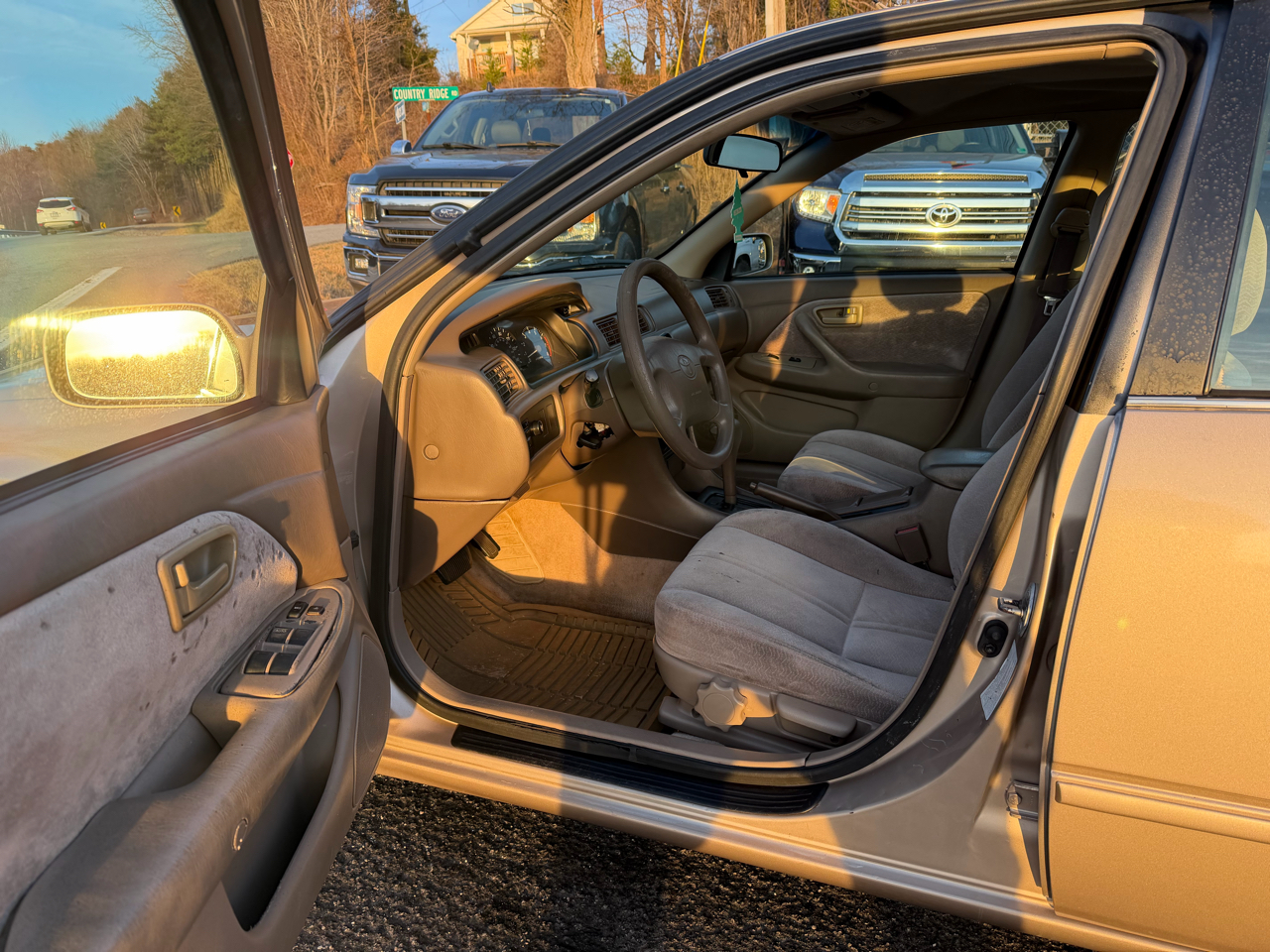 Toyota Camry LE 1997