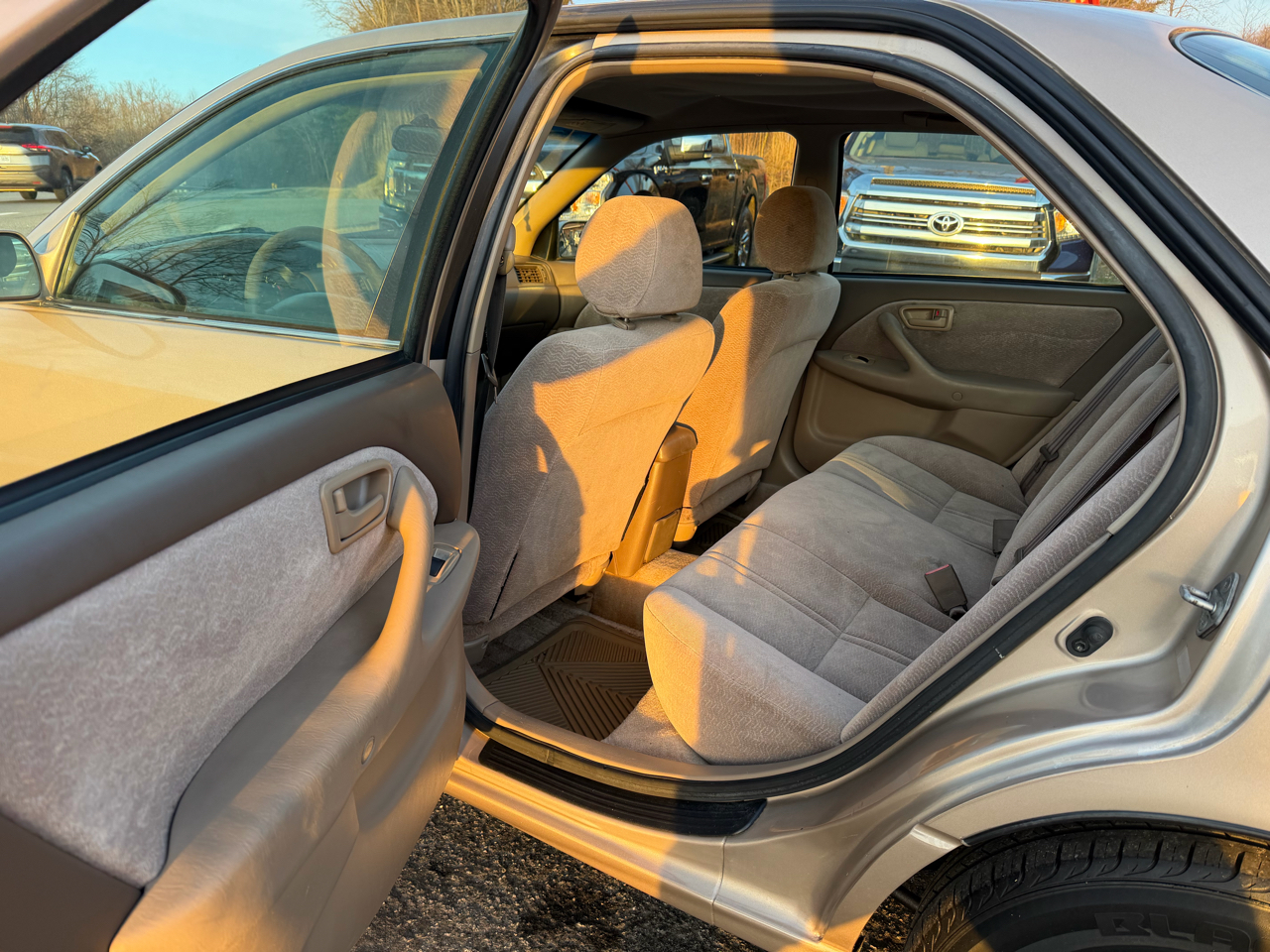 Toyota Camry LE 1997