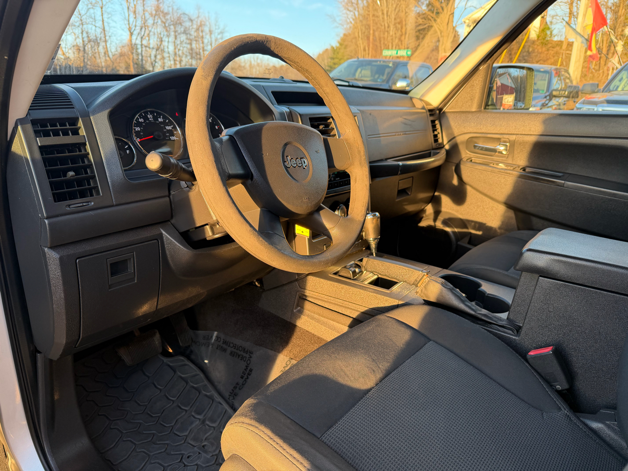 Jeep Liberty 4WD 4dr Sport 2009