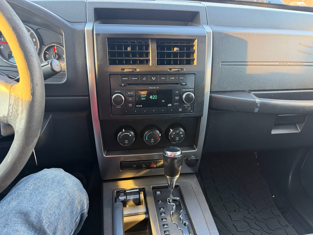 Jeep Liberty 4WD 4dr Sport 2009