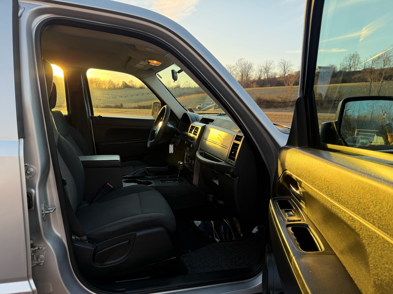 Jeep Liberty 4WD 4dr Sport 2009