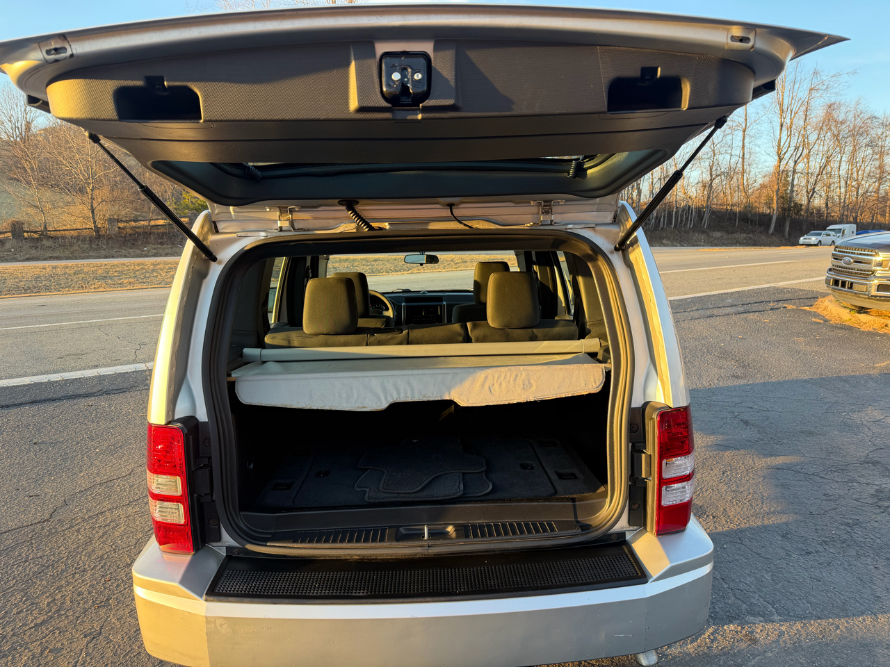 Jeep Liberty 4WD 4dr Sport 2009