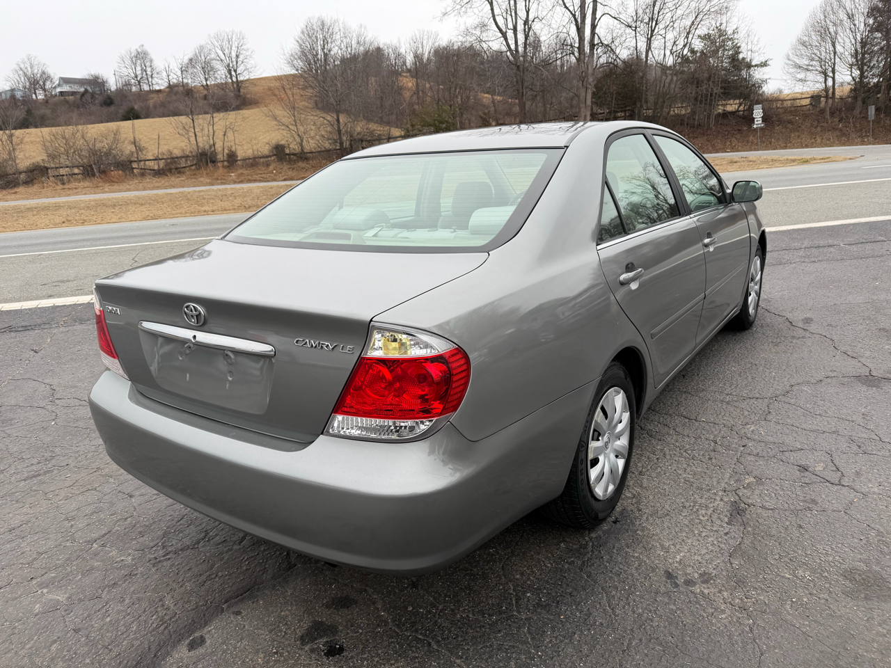 Toyota Camry LE 2006