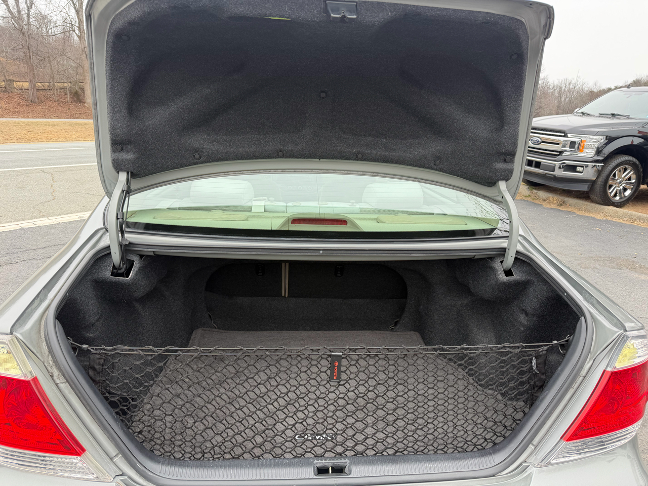 Toyota Camry LE 2006