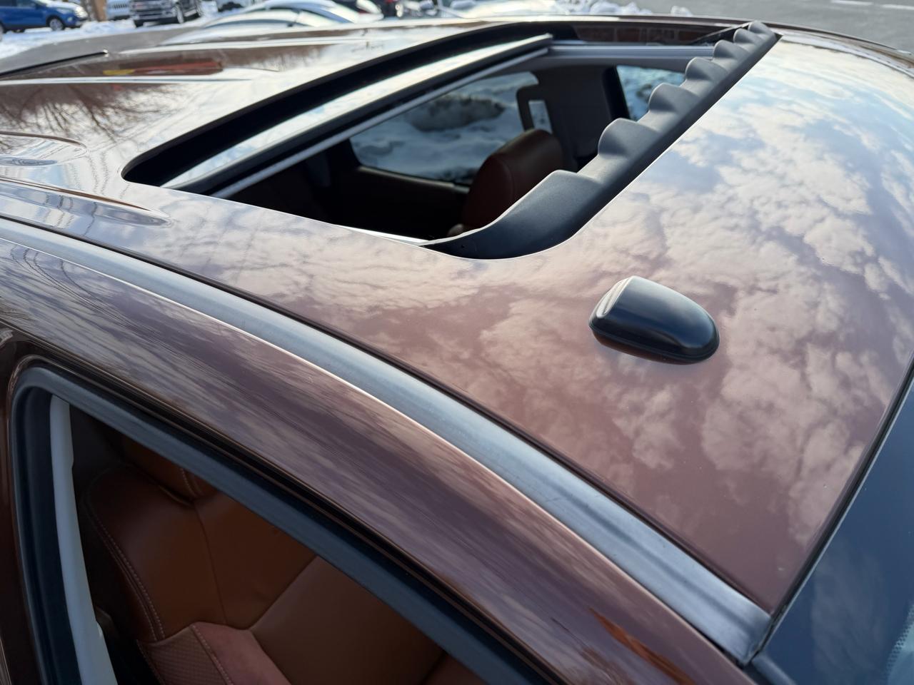 Toyota Tundra 4WD Truck CrewMax 5.7L FFV V8 6-Spd AT 1794 (Natl) 2014