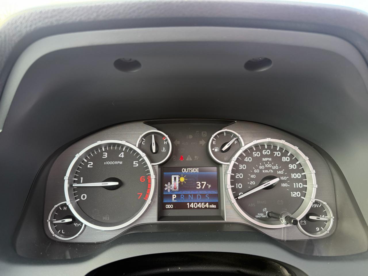 Toyota Tundra 4WD Truck CrewMax 5.7L FFV V8 6-Spd AT 1794 (Natl) 2014