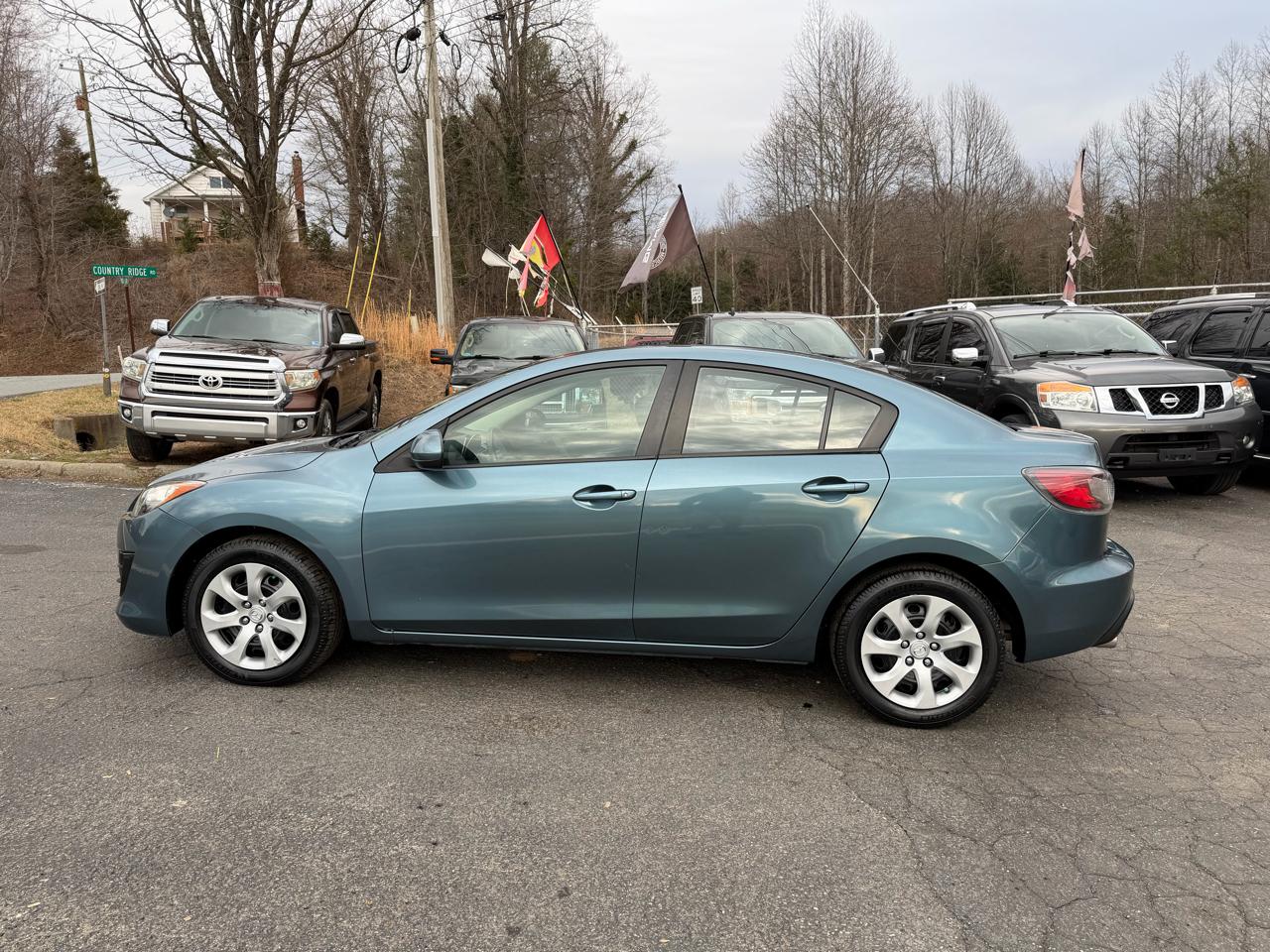 Mazda MAZDA3 4dr Sdn Auto i Sport 2010