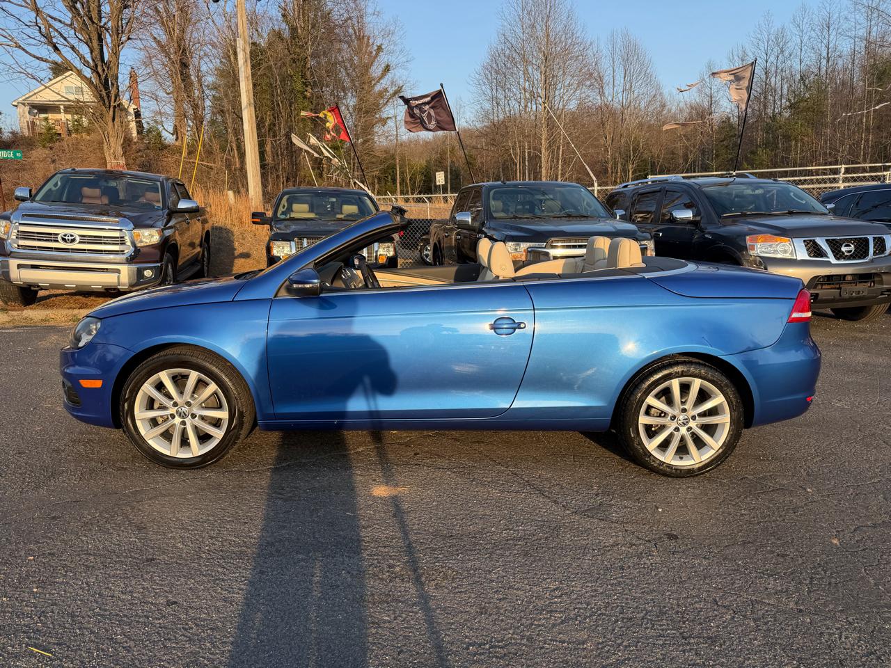 Volkswagen Eos 2dr Convertible DSG 2.0T 2012