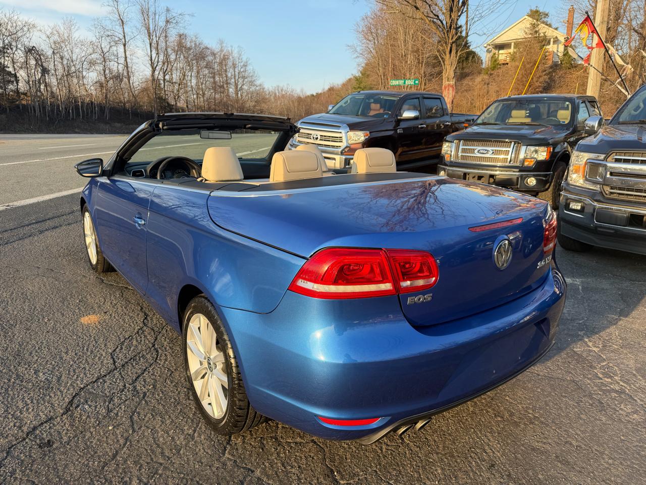 Volkswagen Eos 2dr Convertible DSG 2.0T 2012
