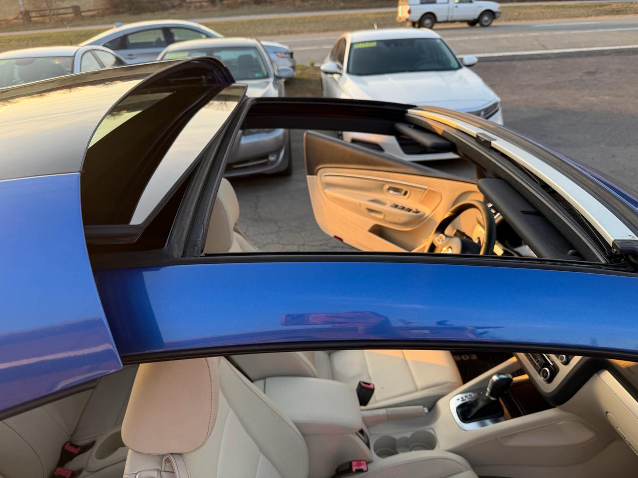 Volkswagen Eos 2dr Convertible DSG 2.0T 2012