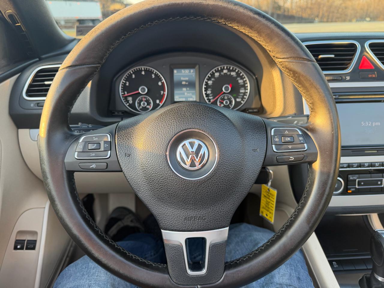 Volkswagen Eos 2dr Convertible DSG 2.0T 2012