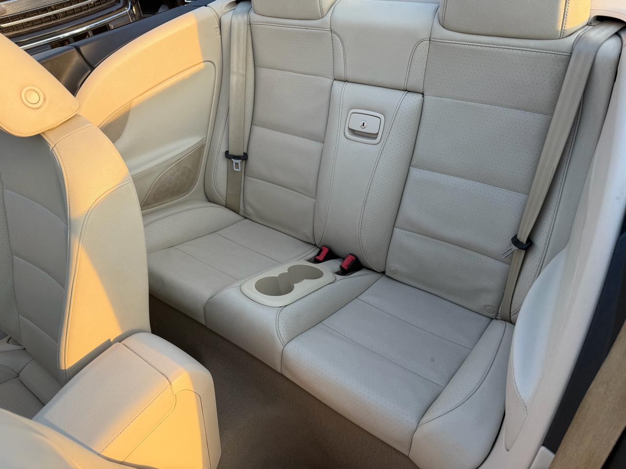 Volkswagen Eos 2dr Convertible DSG 2.0T 2012